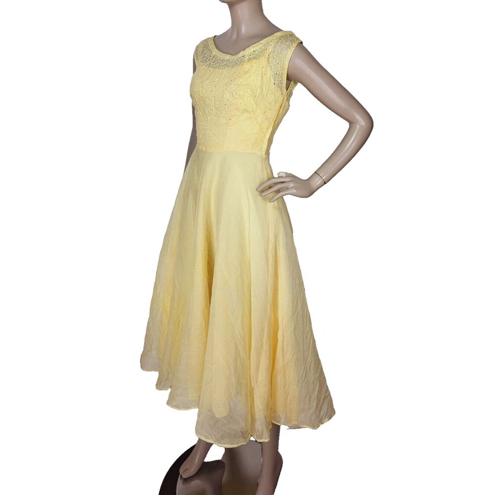 Vintage 50s Sleeveless Yellow Eyelet Bodice Chiffon Overlay Midi Party Dress